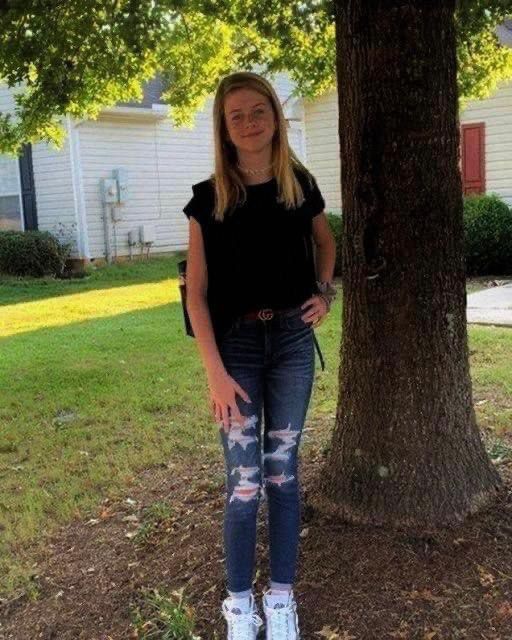 She took a photo of her daughter, but when they looked closer they froze